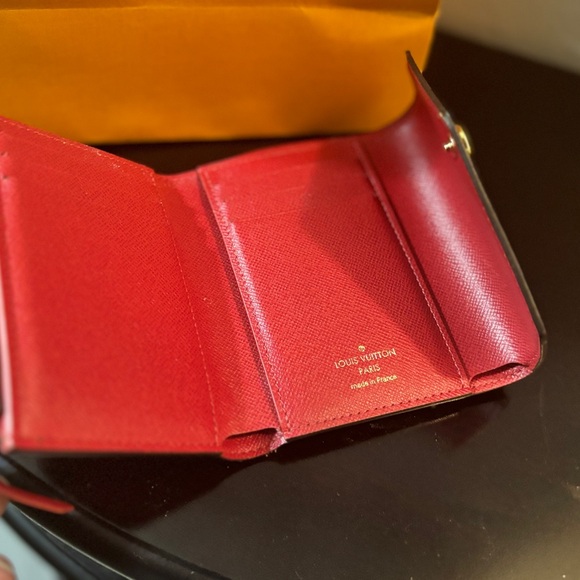 Louis Vuitton victorine wallet - Picture 3 of 5